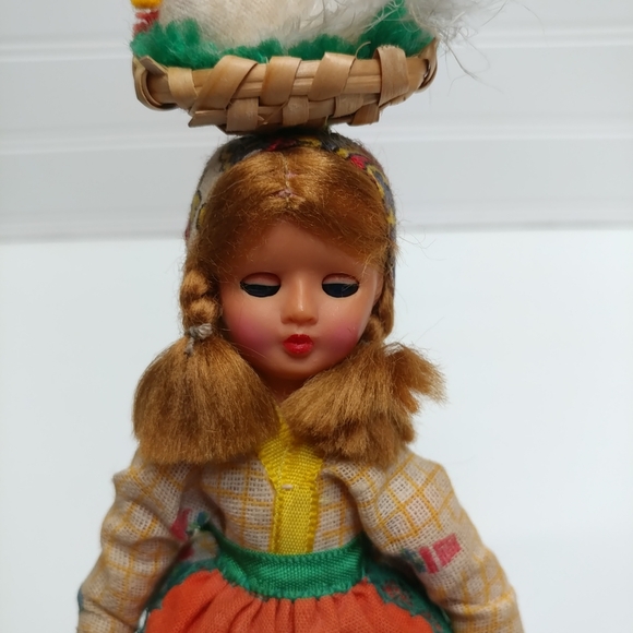 Vintage Portugal Girl Doll in Traditional Dress w/ Chicken Hat Souvenir Figurine - Picture 13 of 16